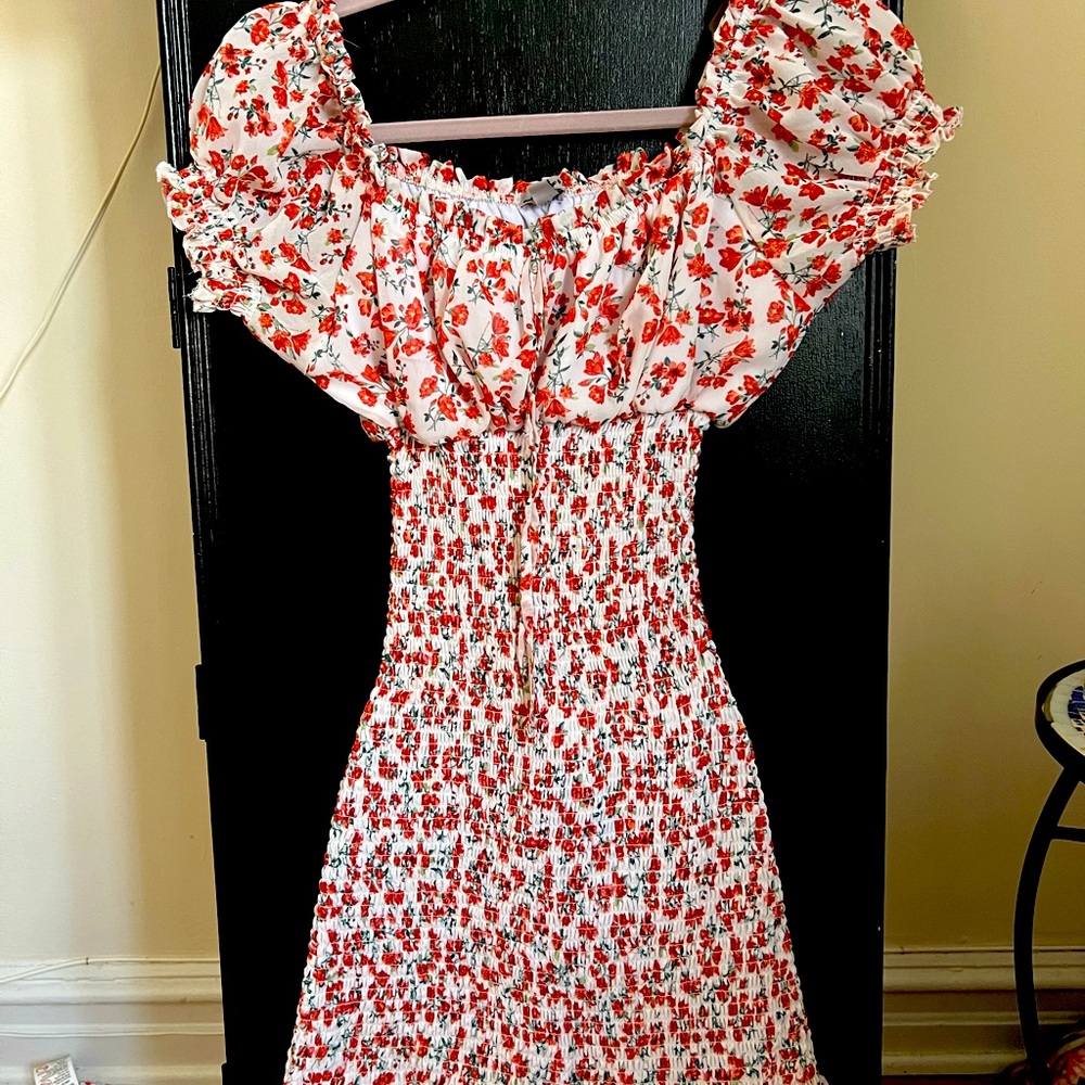 J for Justify white body con dress with red flowers